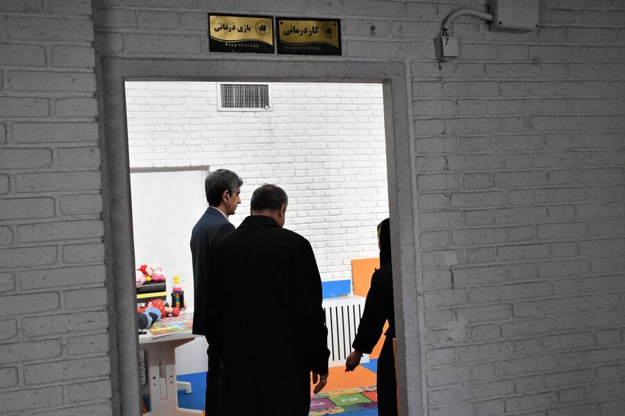 بازدید از مراکز در روز پدر