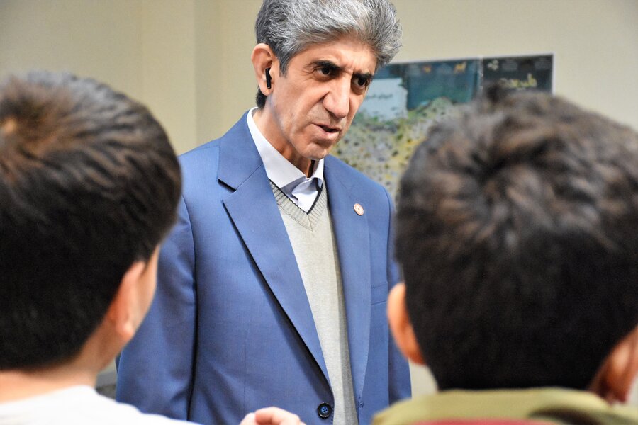 بازدید از مراکز در روز پدر