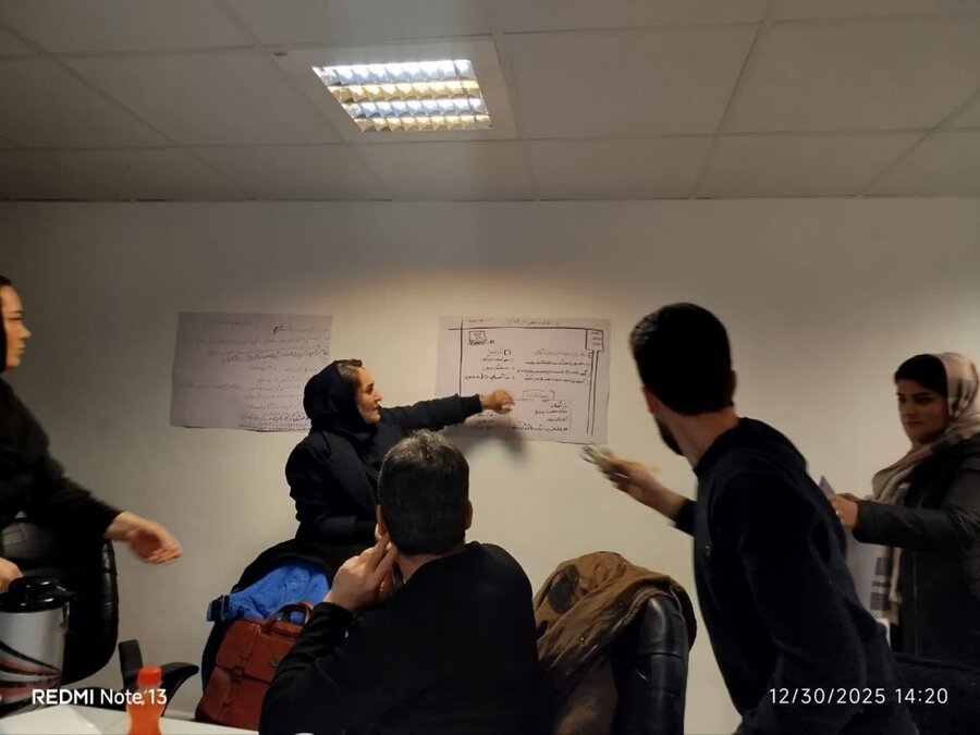 دوره تربیت مربی پیشگیری از آسیبهای اجتماعی فضای مجازی در کردستان برگزار شد