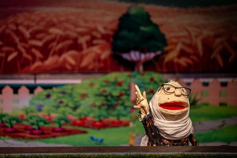 گلستان - فرار از مزرعه