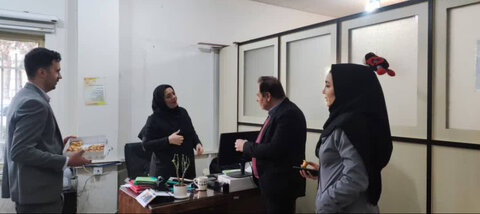 کرج | گزارش تصویری | مدیر بهزیستی کرج میلاد حضرت علی (ع) را به همکاران تبریک گفت