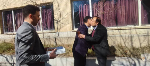 کرج | گزارش تصویری | مدیر بهزیستی کرج میلاد حضرت علی (ع) را به همکاران تبریک گفت