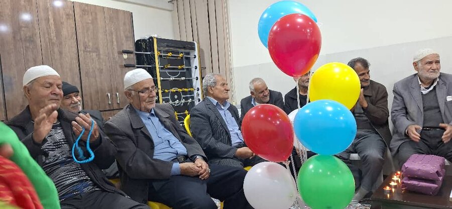 تنگستان| گرامیداشت باشکوه میلاد امام علی (ع) و روز پدر در مرکز سالمندان کهن تنگستان با حضور مسئولان