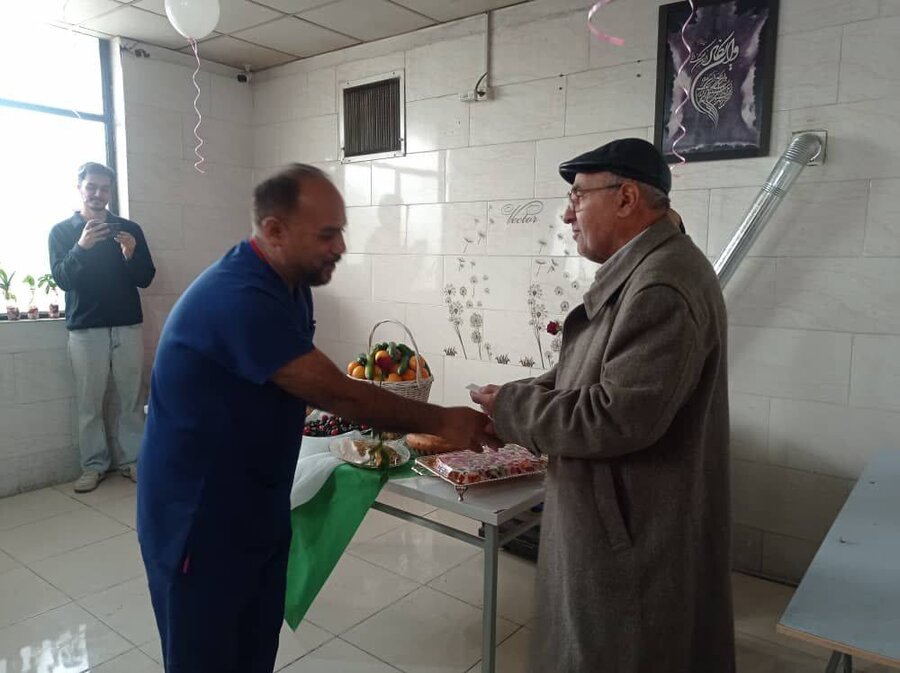 شهریار | جشن ولادت حضرت علی (ع) و روز پدر در مراکز توانبخشی و نگهداری سالمندان