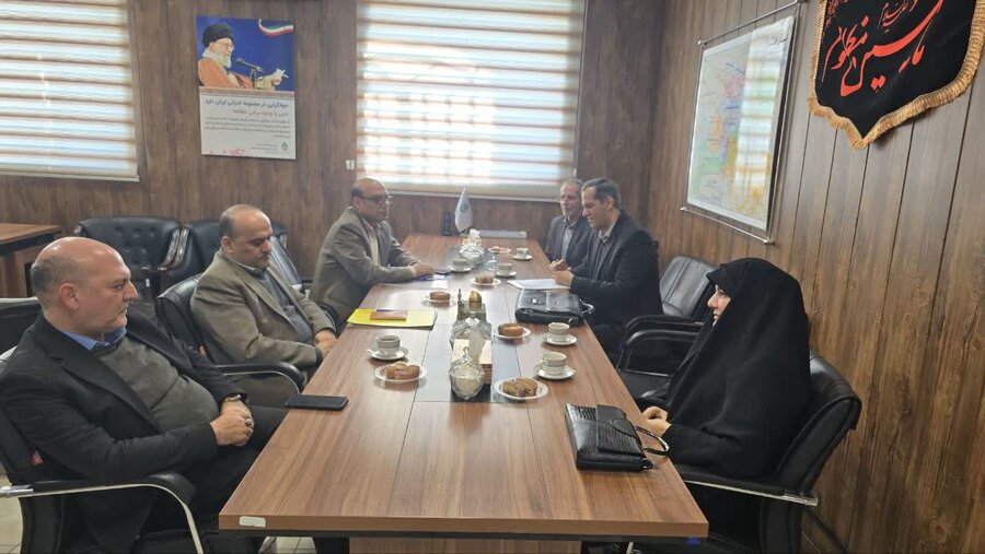 جلسه با بنیاد مستضعفان