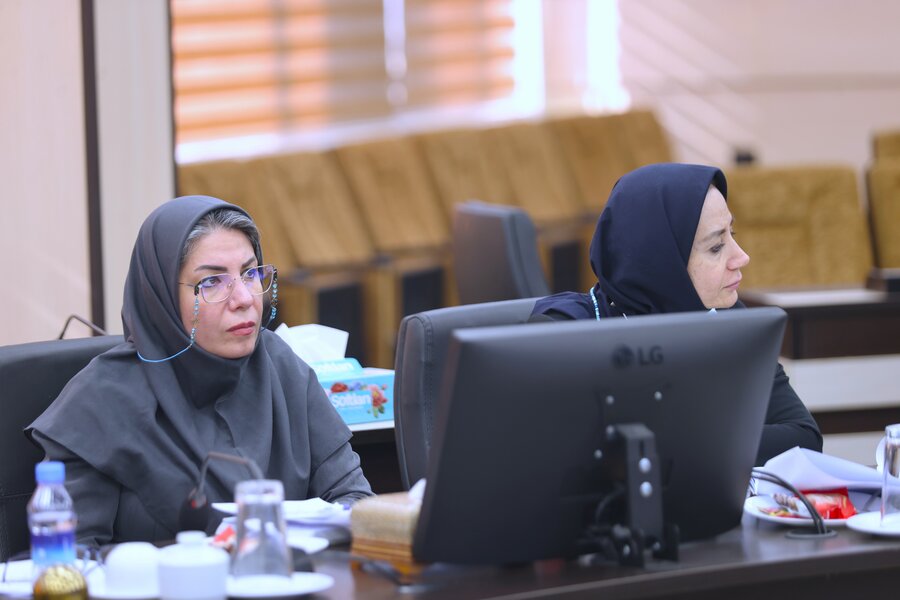 نشست کارکنان دفتر زنان و خانواده با رئیس سازمان بهزیستی