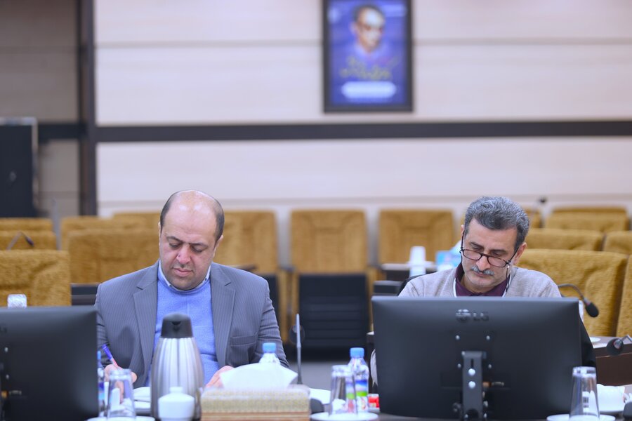 نشست کارکنان دفتر زنان و خانواده با رئیس سازمان بهزیستی