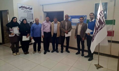 تقدیر از مددکاران و همکاران اداره بهزیستی شهرستان آبادان به مناسبت روز پدر و روز مددکار