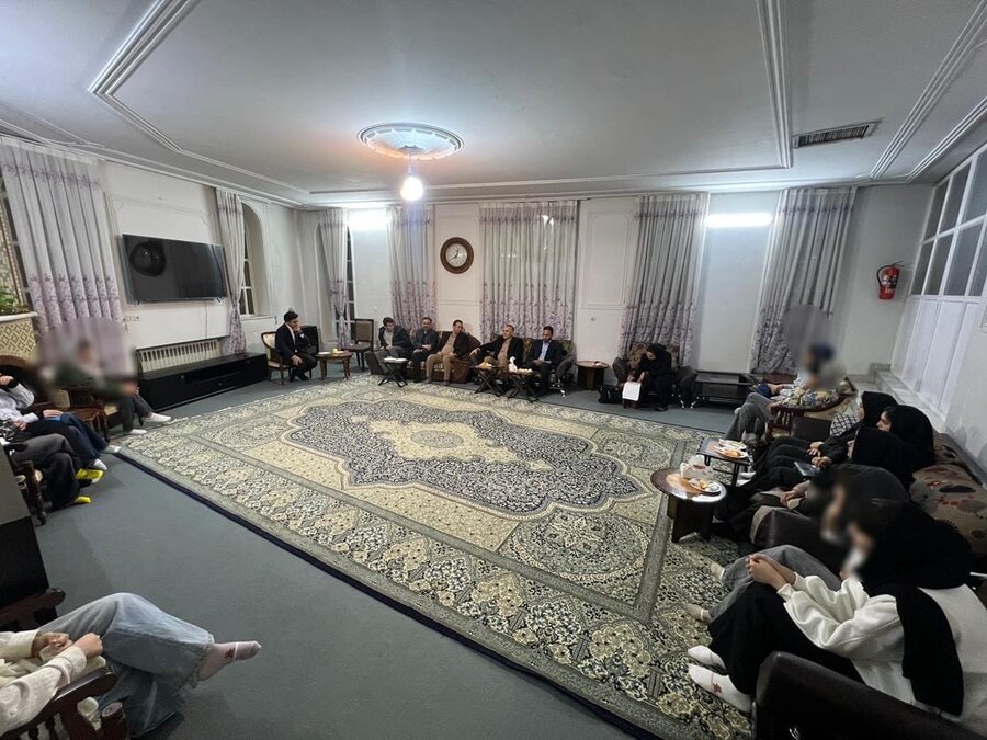 دیدار با فرزندان موج مهر