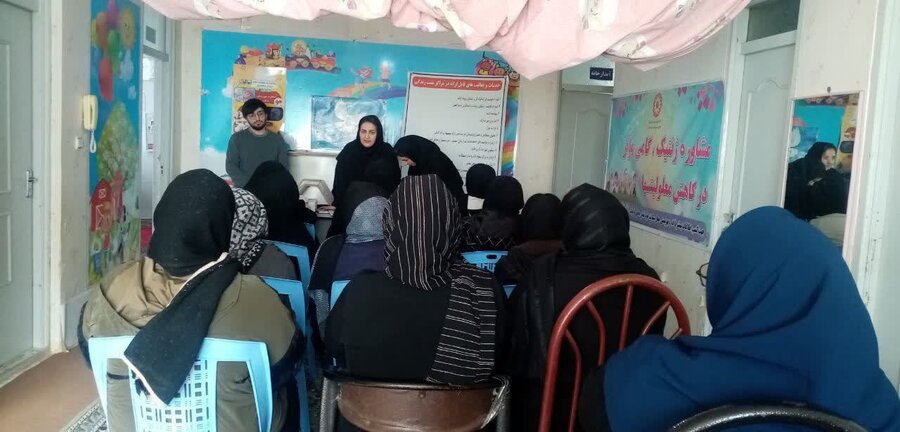 بیله سوار| برگزاری جلسه توجیهی آموزشی مهارت‌ های زندگی و غربالگری سلامت در مرکز مثبت زندگی کد ۳۲۶۵۹ بیله‌ سوار