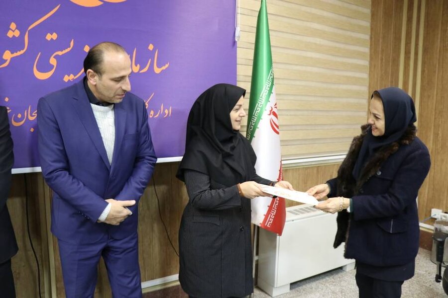 تجلیل مدیرکل بهزیستی آذربایجان‌غربی از عوامل اجرایی هشتمین جشنواره تئاتر افراد دارای معلولیت