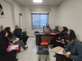 بررسی پرونده‌های تسهیلات اشتغال مددجویان بهزیستی بهار در کمیته اشتغال