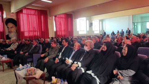 تجلیل از نیم قرن خدمت و آموزش در شهرستان اسکو