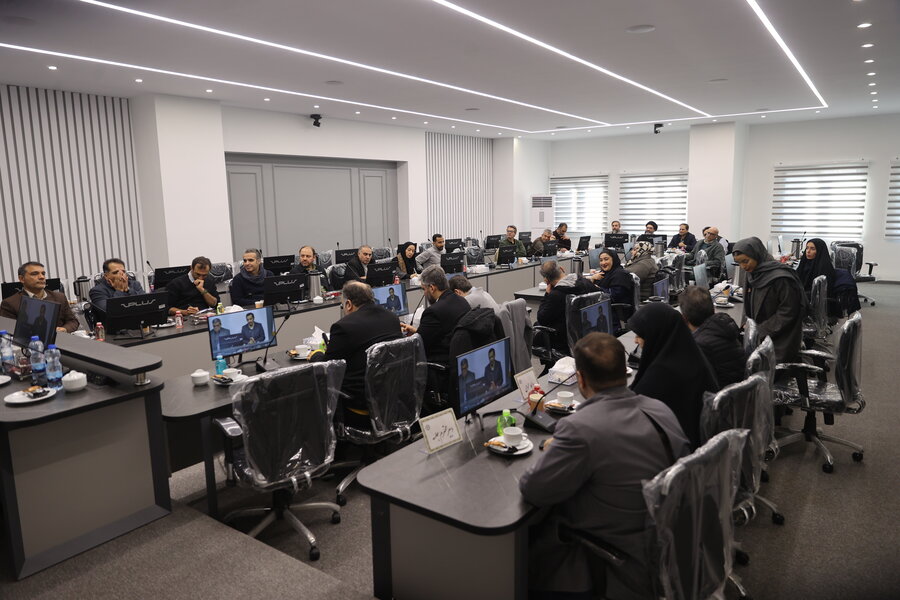 دو برابر شدن جمعیت زیر خط فقر مطلق در ایران؛ هشدار درباره سقوط طبقه متوسط