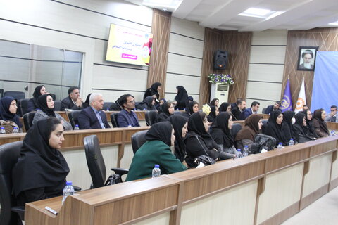 گزارش تصویری|مراسم تقدیر از مددکاران اجتماعی بهزیستی و کمیته امداد امام خمینی (ره) فارس