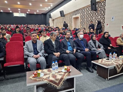 برخوار| تجلیل از مددکاران نمونه و معلولین برتر شهرستان