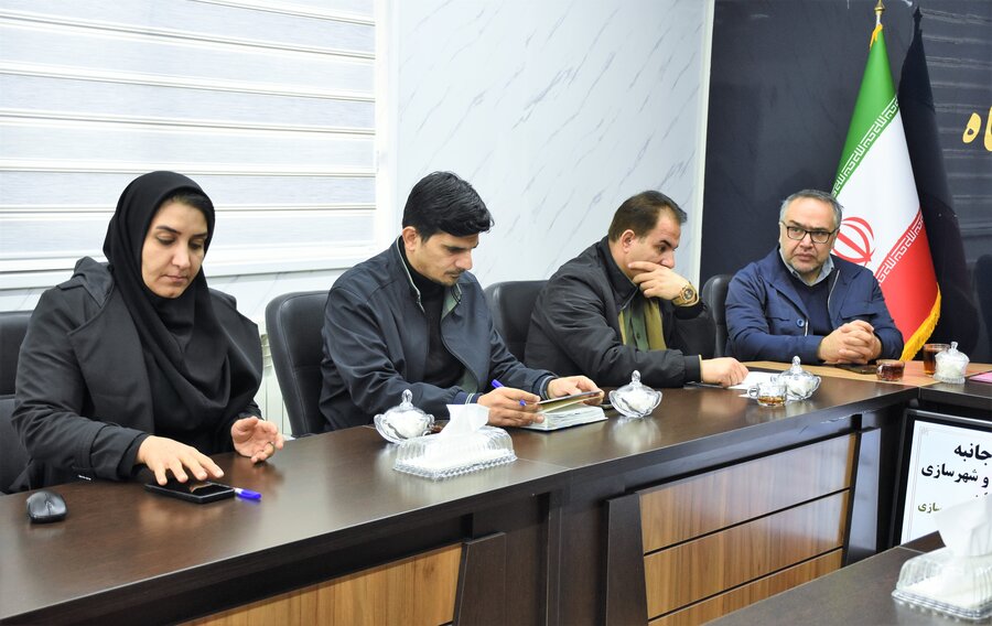 نشست سه‌جانبۀ بهزیستی - راه‌وشهرسازی - بنیاد مسکن