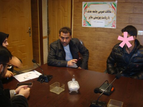 ملاقات عمومی رئیس بهزیستی ملایر با جامعه هدف برگزار شد