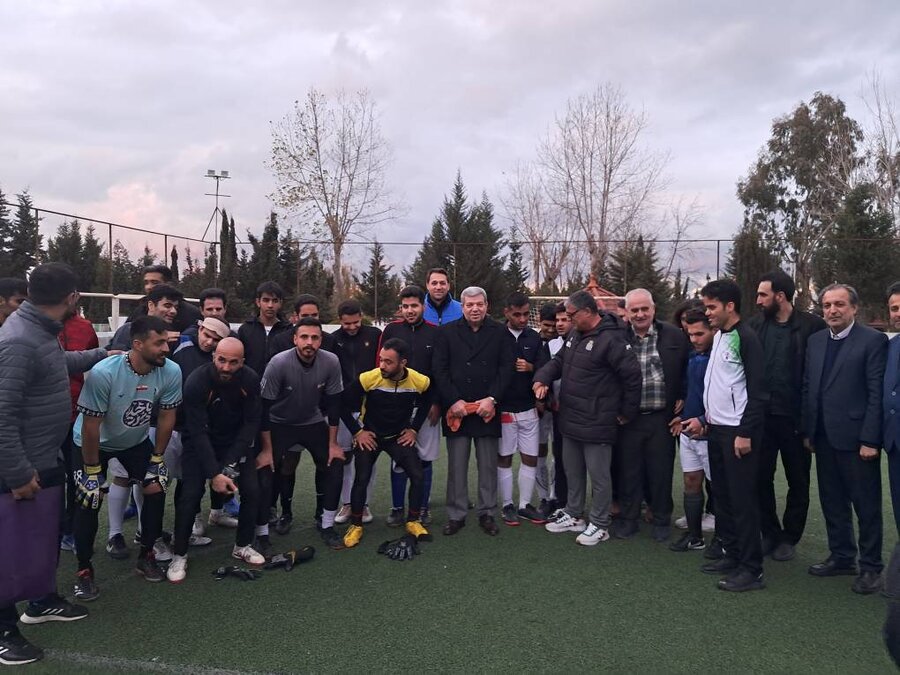 دیدار رئیس سازمان بهزیستی با تیم فوتبال نابینایان