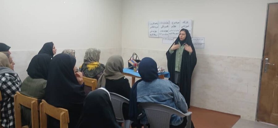 رباط کریم | برگزاری کارگاه آموزش پیشگیری از افسردگی