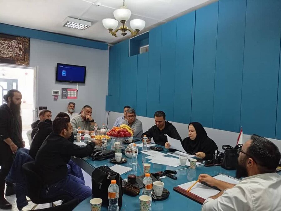 پردیس | برگزاری جلسه نظارت وبررسی دستورالعمل ها وعملکرد مراکز