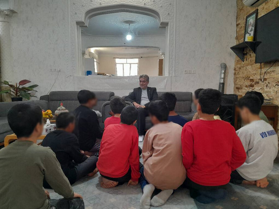 بازدید مدیرکل بهزیستی استان قم از مراکز شبانه روزی 