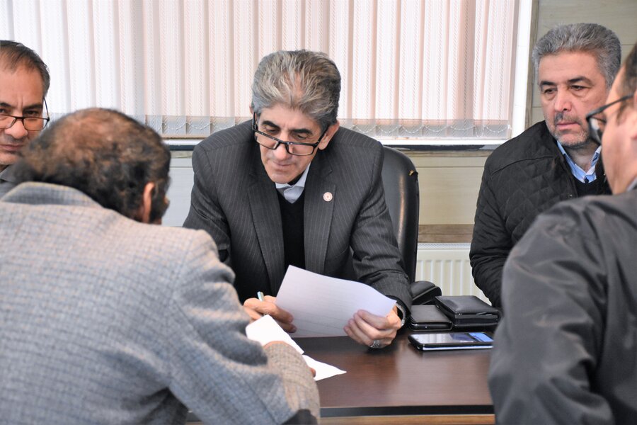 میز ارتباطات مردمی