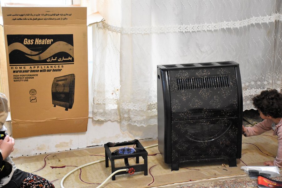 بازدید مدیرکل بهزیستی از منزل مددجویان