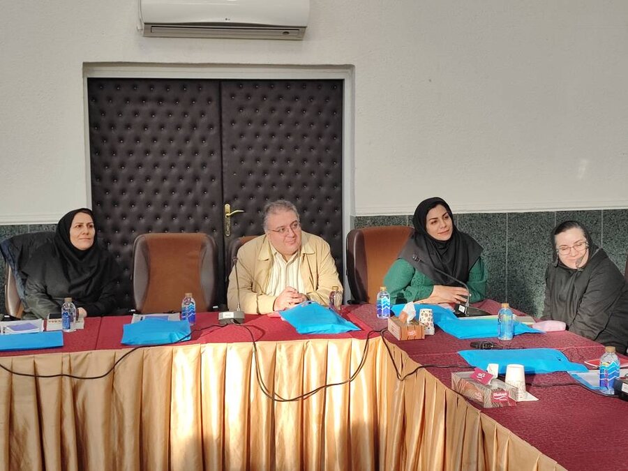 دوره آموزشی دفتر کودکان