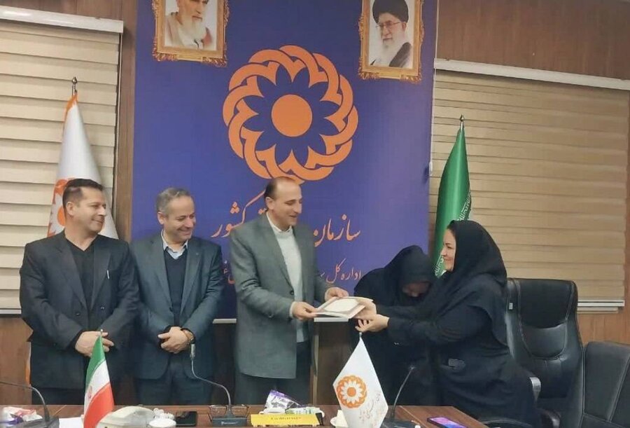 گرامیداشت روز مددکار در بهزیستی آذربایجان غربی 