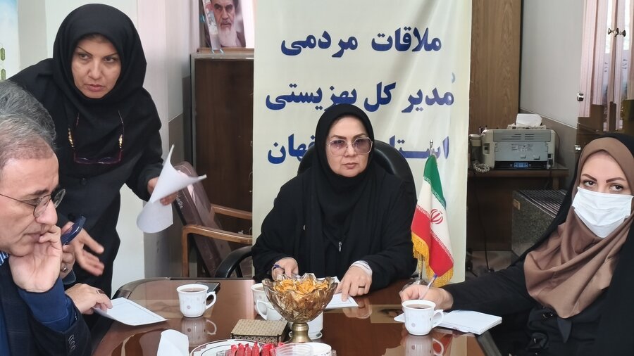 ملاقات مردمی مدیر کل بهزیستی استان با مددجویان