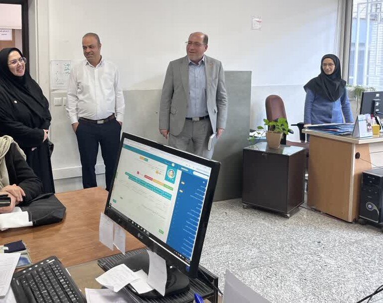 بازدید سرزده سمیه کریمی، مدیر کل بهزیستی استان اصفهان، از مرکز ملکوتیخواه