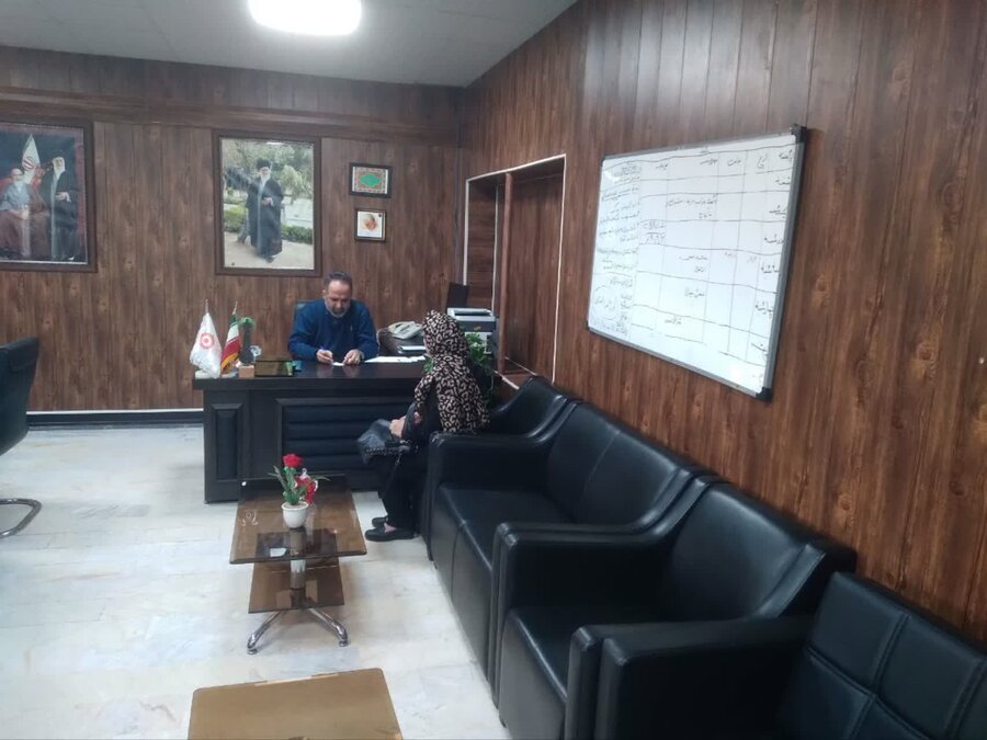 اشتهارد | ملاقات رئیس اداره بهزیستی شهرستان اشتهارد با جامعه هدف محترم