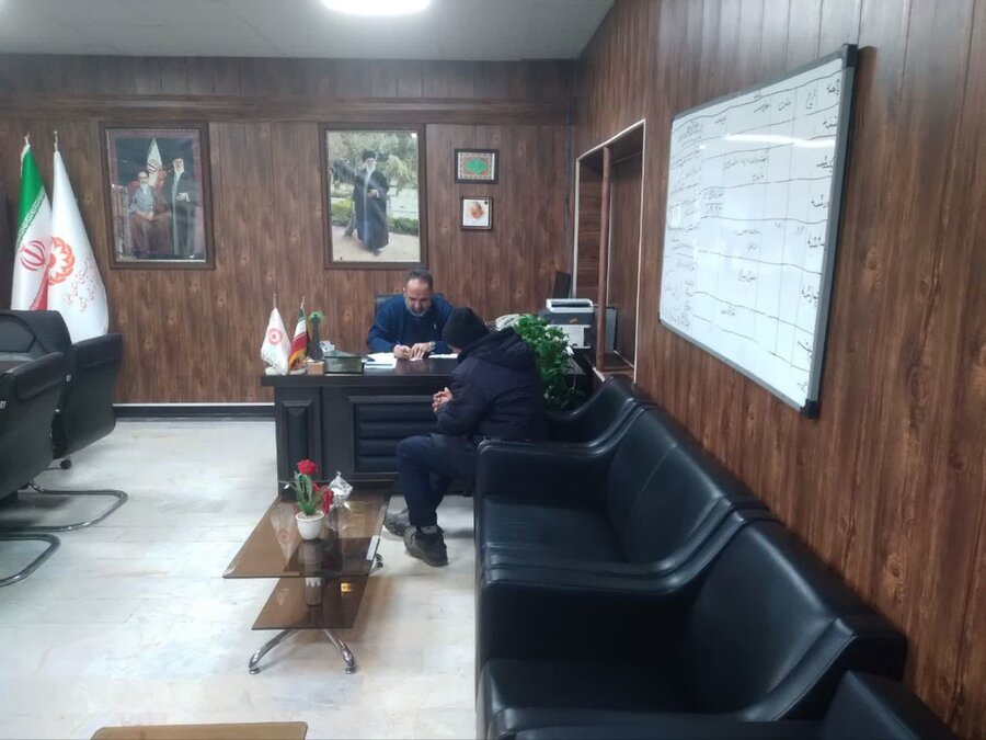 اشتهارد | ملاقات رئیس اداره بهزیستی شهرستان اشتهارد با جامعه هدف محترم