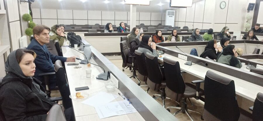 کارگاه پیشگیری از آسیب‌های دوره نوجوانی در سنندج برگزار شد