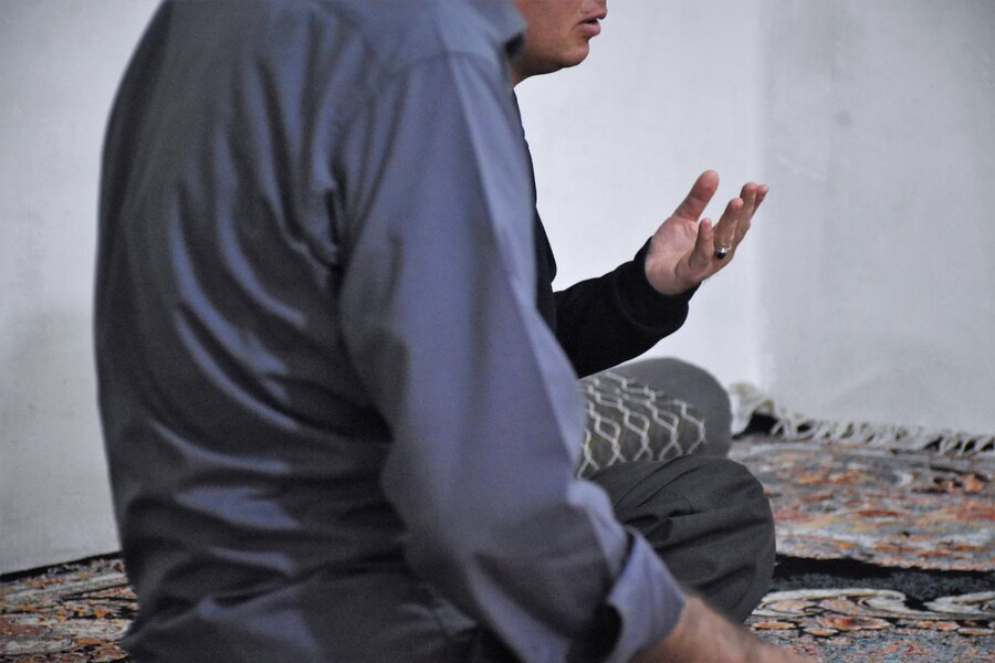 بازدید مدیرکل از منزل مددجویان