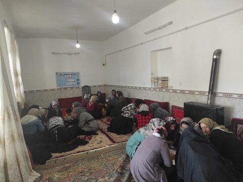 برگزاری کارگاه آموزشی «مشارکت اجتماعی زنان» در روستای احمدآباد کبودرآهنگ