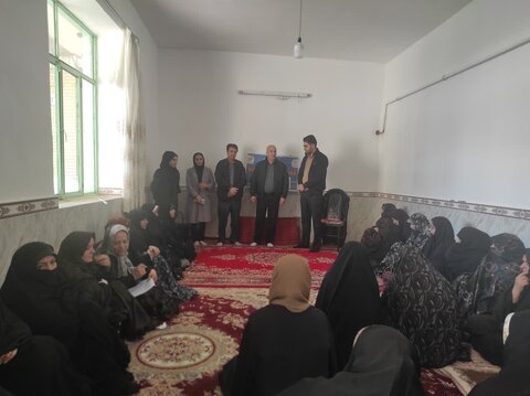 کارگاه پیشگیری از آسیب‌ها در حسینیه احمدآباد کبودرآهنگ برگزار شد