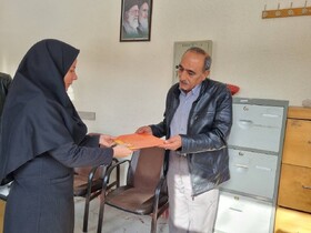 گزارش تصویری| مدیرکل بهزیستی استان زنجان از جانبازان شاغل در این اداره تقدیر کرد