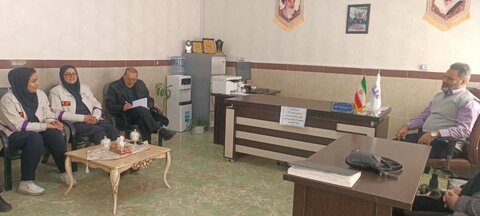 بازدید کارشناسان اورژانس اجتماعی استان از مرکز اورژانس اجتماعی شاهین دژ