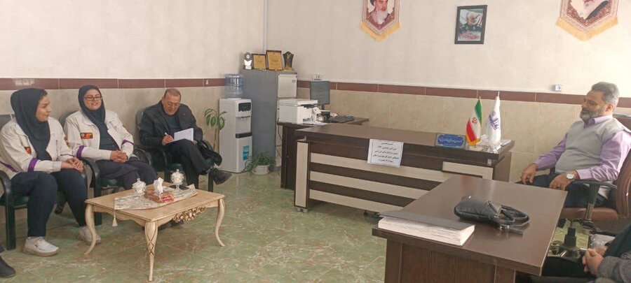 بازدید کارشناسان اورژانس اجتماعی استان از مرکز اورژانس اجتماعی شاهین دژ