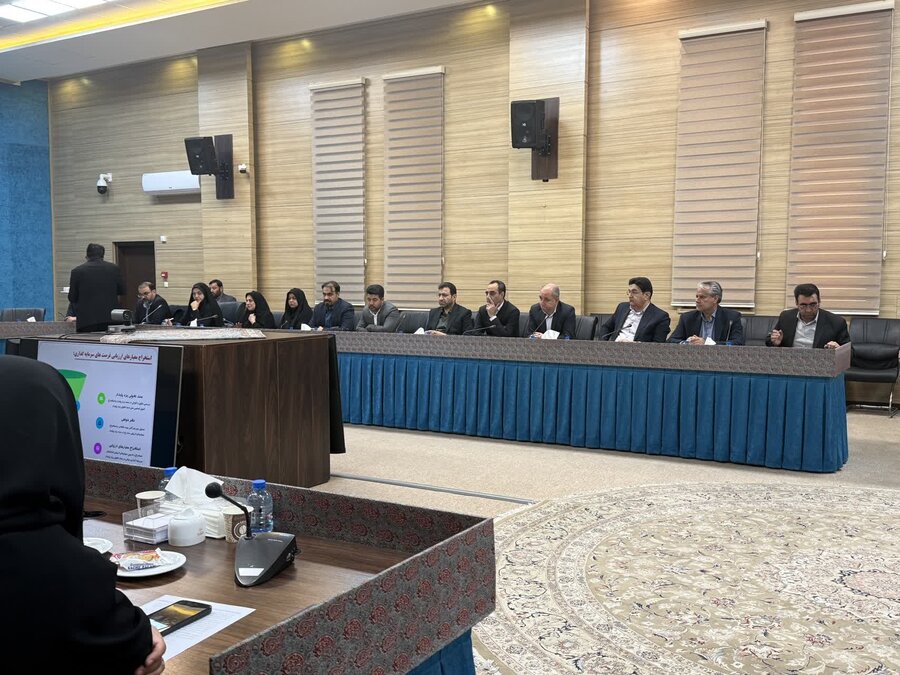 برگزاری جلسه شورای اشتغال و سرمایه‌گذاری استان با محوریت بررسی تسهیلات تبصره ۱۵