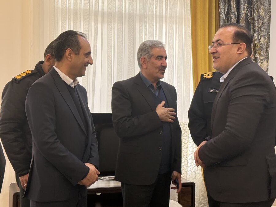 دیدار صمیمانه مسئولان استان یزد با فرزندان خانه بهار به مناسبت اعیاد شعبانیه