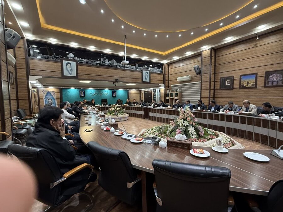  جلسه پیگیری روند ساخت پروژه مسکن ۳۰۲ واحدی خانوارهای حداقل دارای دو عضو معلول و محرومین