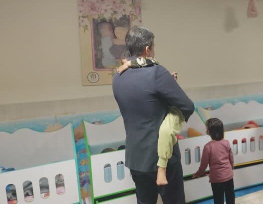 استاندار اصفهان از خانه کودک و نوجوان «آشیانه رحمت الهی» بازدید کرد