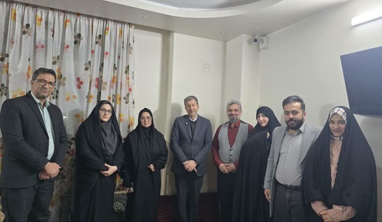 استاندار اصفهان از خانه کودک و نوجوان «آشیانه رحمت الهی» بازدید کرد