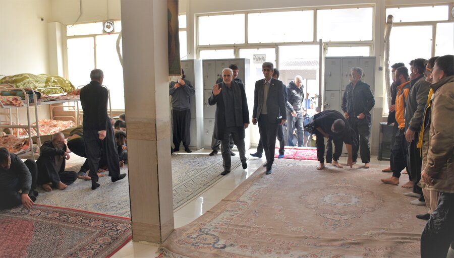 بازدید نماینده مجلس از مرکز ترک اعتیاد راه امید بهبودی