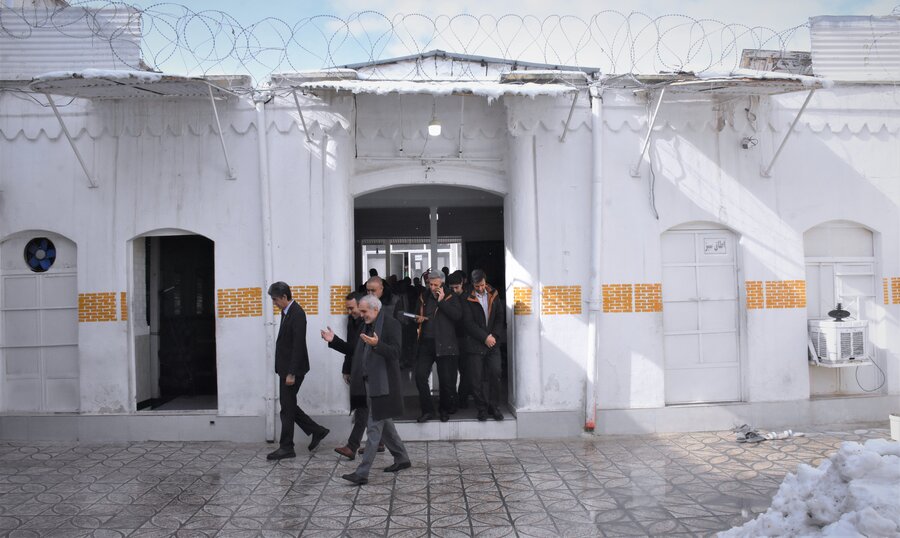 بازدید نماینده مجلس از مرکز ترک اعتیاد راه امید بهبودی