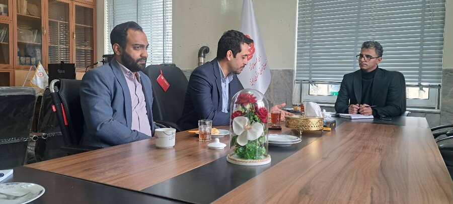 نجفی ریاست آموزش و پرورش با سنبلی سرپرست این اداره دیدار و گفتگو کرد