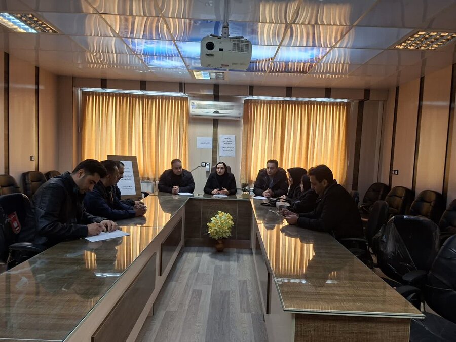 نشست برنامهریزی اجرای پویش «سلام محله» در بهزیستی کامیاران برگزار شد